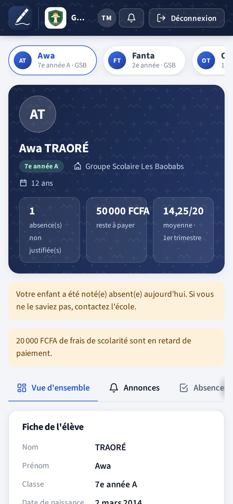 Espace parents sur téléphone : absences, reste à payer et moyenne de l'enfant (données fictives)